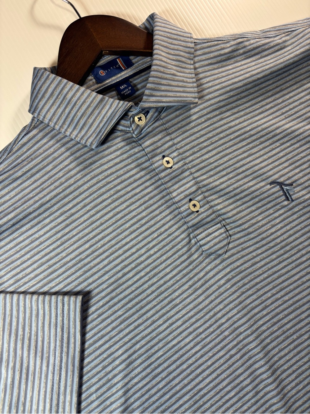Stitch Performance Golf Polo Gray Blue Stripe Size M/L